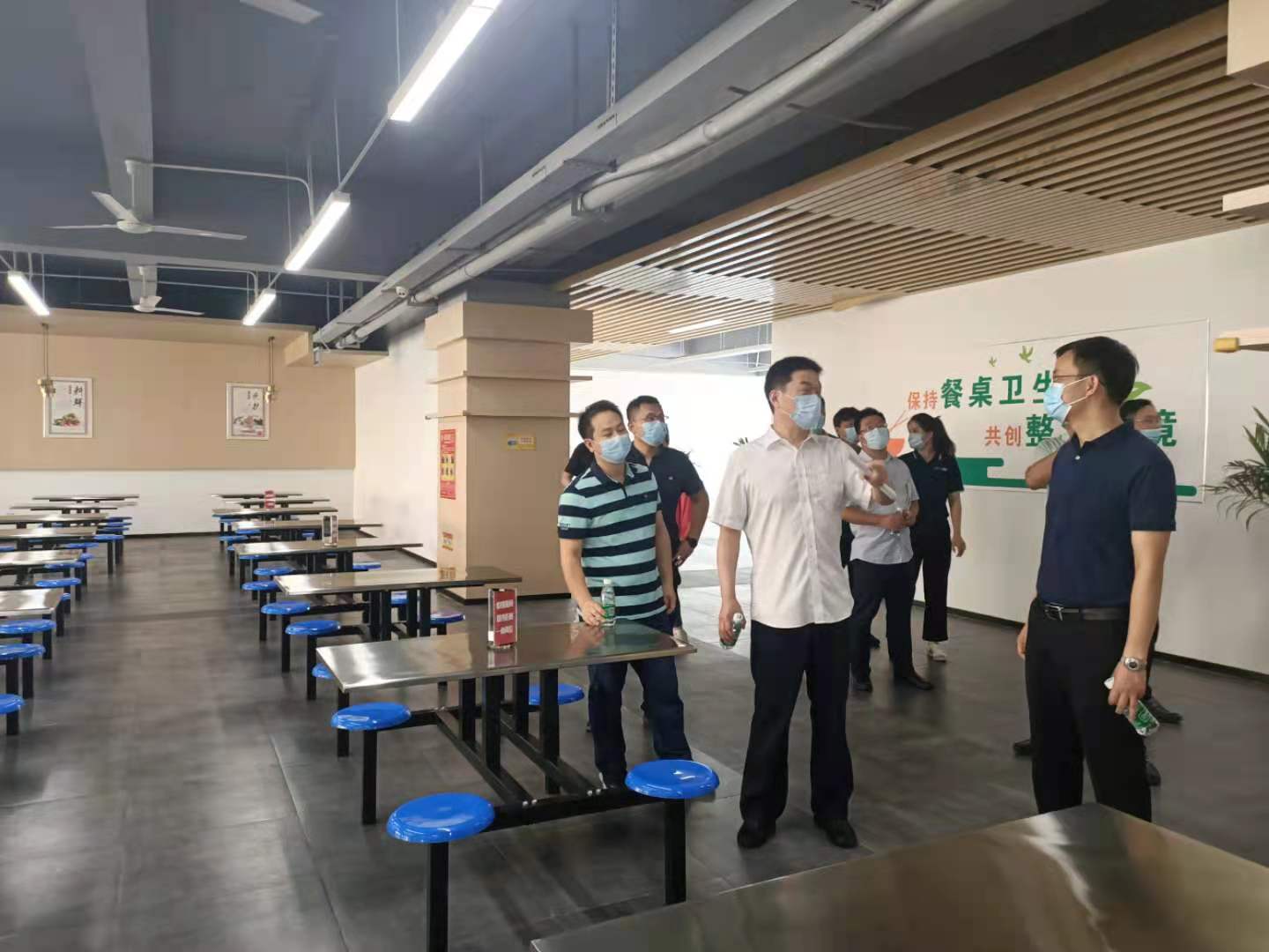 劉曉松4.jpg 劉曉松4.jpg