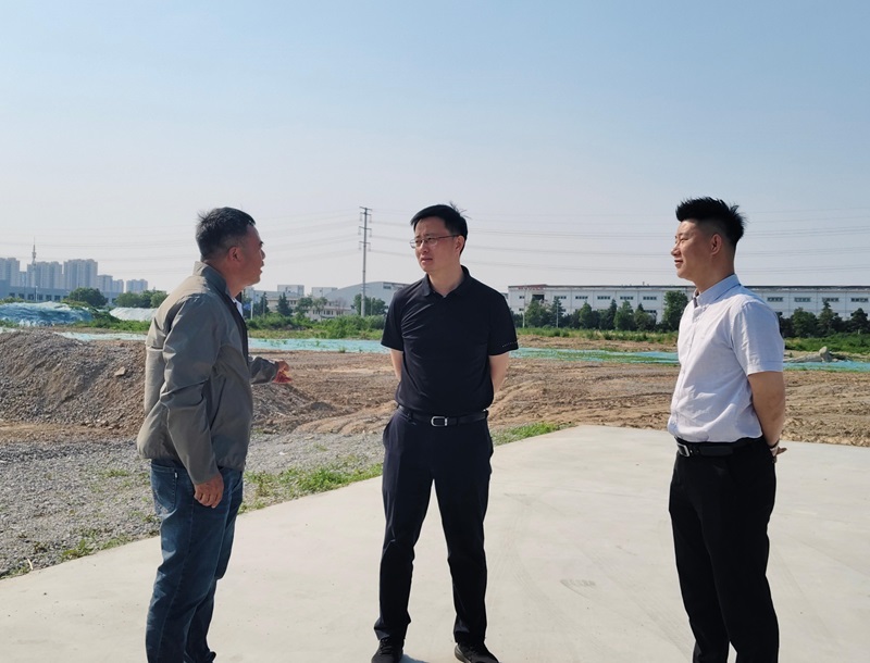 20250529徐總調研招商項目現場1.jpg 20250529徐總調研招商項目現場1.jpg